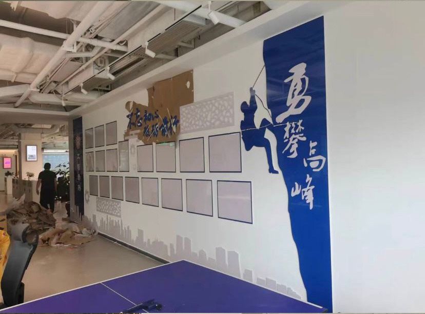 學(xué)校走廊過道文化墻怎么設(shè)計制作(圖2) 學(xué)校走廊過道文化墻怎么設(shè)計制作(圖2)
